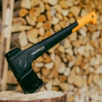 Sekera štiepacia M-X24 Fiskars Sekera štiepacia M-X24 Fiskars