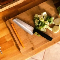 Nôž 17cm Santoku Fiskars Nôž 17cm Santoku Fiskars